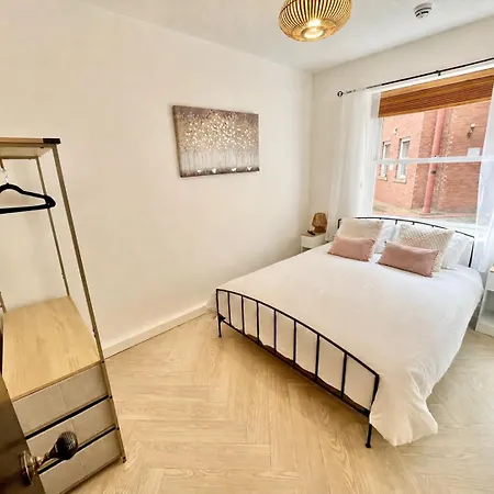 Willowcroft - The Calls, Centre - Historic Building Apartment *